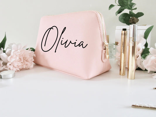 Personalised Bridal Shower Makeup Bag/ Faux Leather Hen Party Purse/ Cosmetic Bag Bachelorette Gift/ Pencil Case/ Travel Accessory Clutch